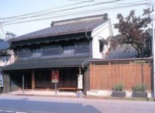 土蔵造りのまち資料館（旧室崎家住宅）