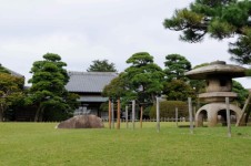 旧堀田正倫庭園