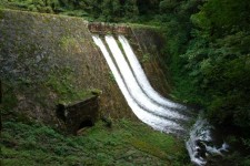 舞鶴市水道施設桂貯水池（旧舞鶴鎮守府水道施設 桂取水堰堤）