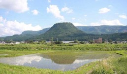 伐株山(森町の庭園とテーブルマウンテン)