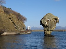 瓶子岩