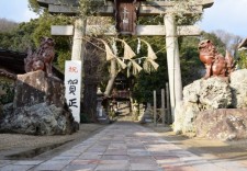 天津神社