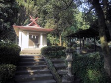 お殿加神社 