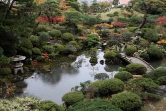 本間氏別邸庭園（鶴舞園）