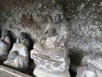 古羅漢石造観音菩薩坐像(古羅漢と古羅漢探勝道)