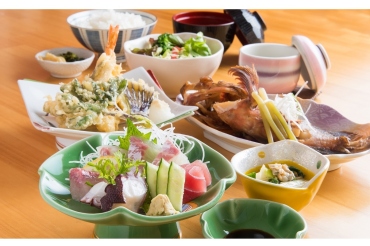 豊後高田市の飲食店が検索できます。幅広いお店のラインナップで、豊かな味の恵みをご堪能ください。