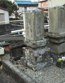 刺し加子墓