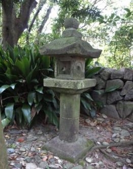 孔島厳島神社の石造物