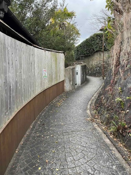 山手地区の細い路地