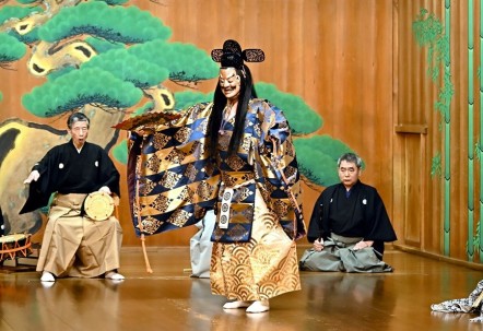 淡路×日本遺産「『古事記』の冒頭を飾る「国生みの島・淡路」」©公益社団法人能楽協会