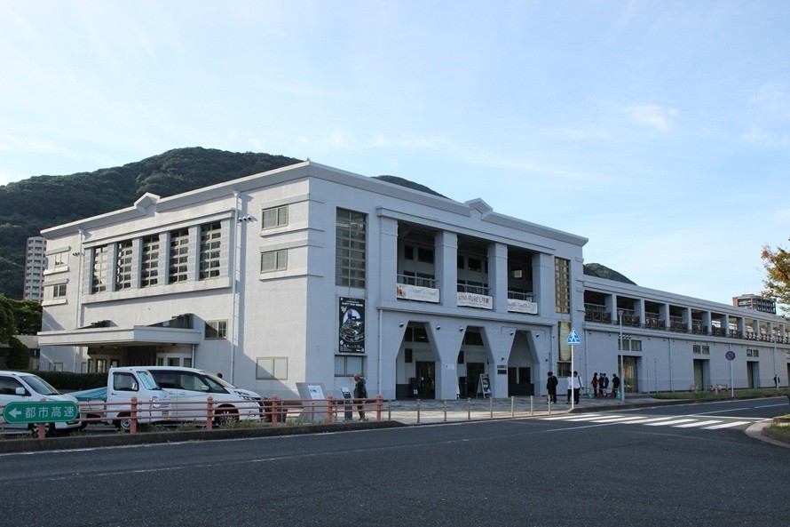 旧大連航路上屋（北九州市門司区西海岸）