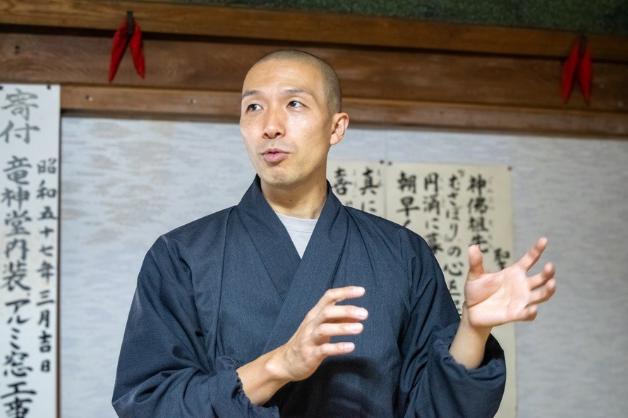 徳源寺 吉田敬徳住職