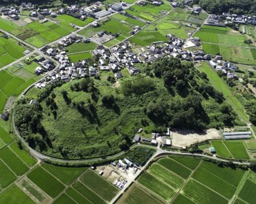 造山古墳（つくりやまこふん）