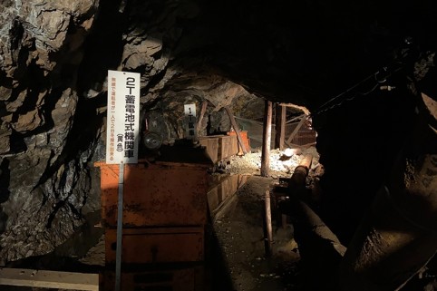 2t蓄電池式機関車