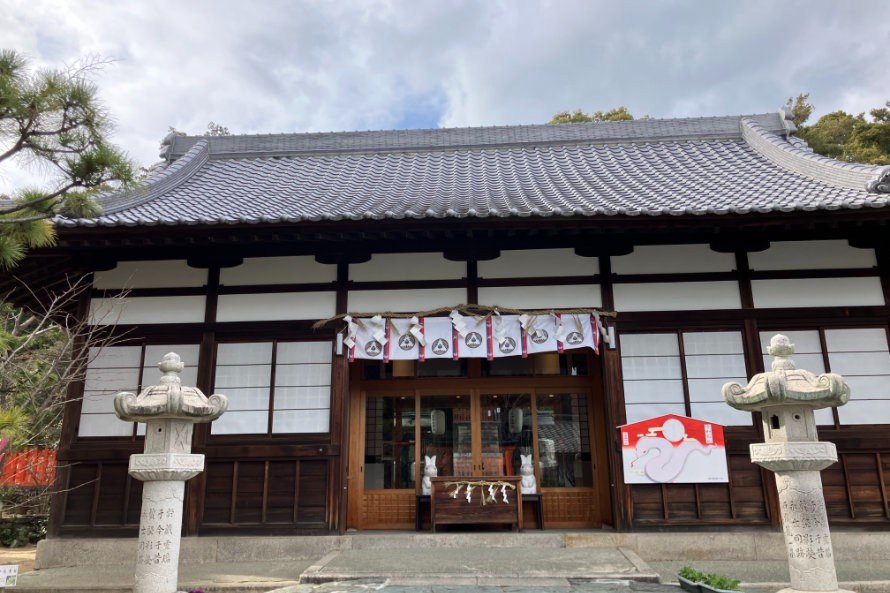 和歌の聖地として多くの人の憧れの地となった玉津島神社