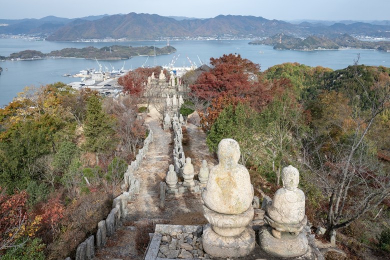 白滝山と五百羅漢