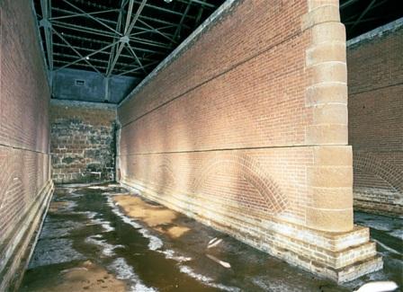 旧北吸浄水場配水池施設（旧舞鶴鎮守府水道施設）｜日本遺産ポータルサイト