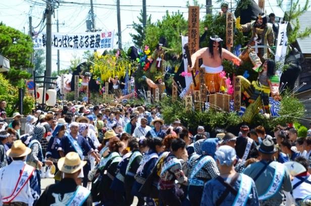 土崎神明社祭の曳山行事