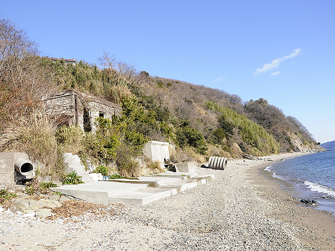 東浜塩田取水施設跡 