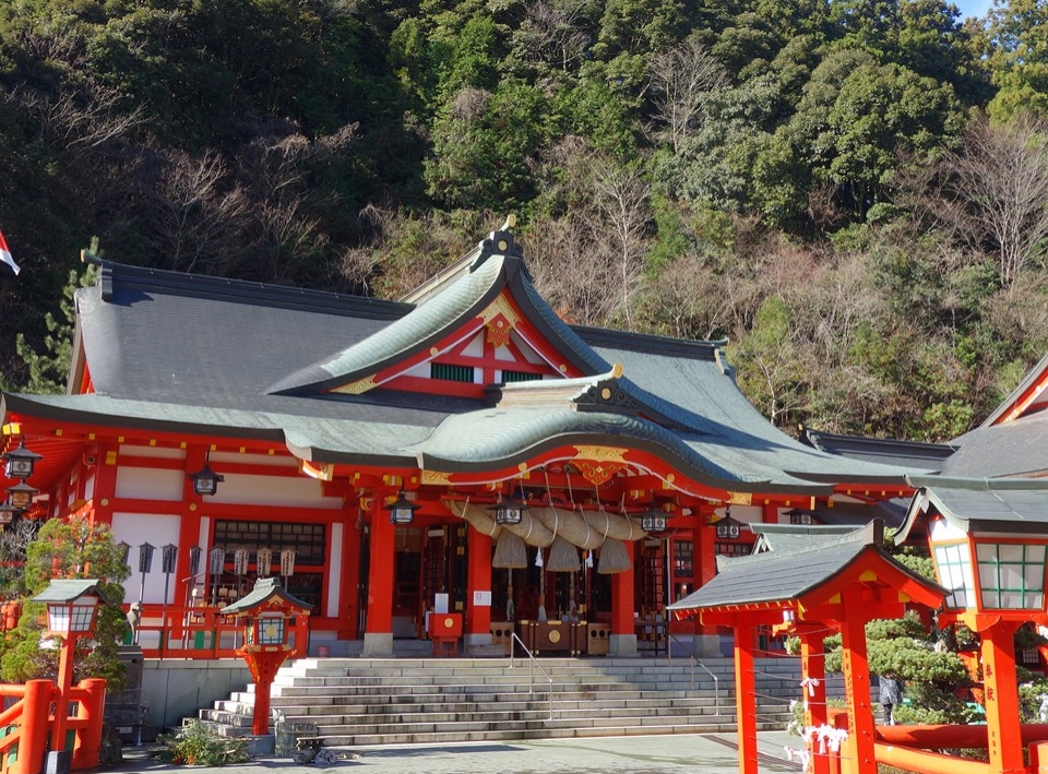 東北地方に伝わる中世能面 鬼神面 神楽面 獅子頭図録 気味が悪い 東北地方の仮面芸能と祈りのこころ 売買されたオークション情報 落札价格 【au  payマーケット】の商品情報をアーカイブ公開