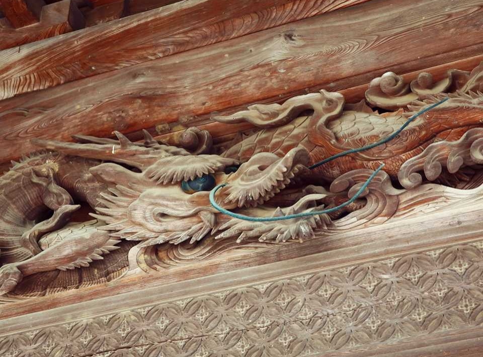 龍の彫刻の衝立 (欅材) - 工芸品