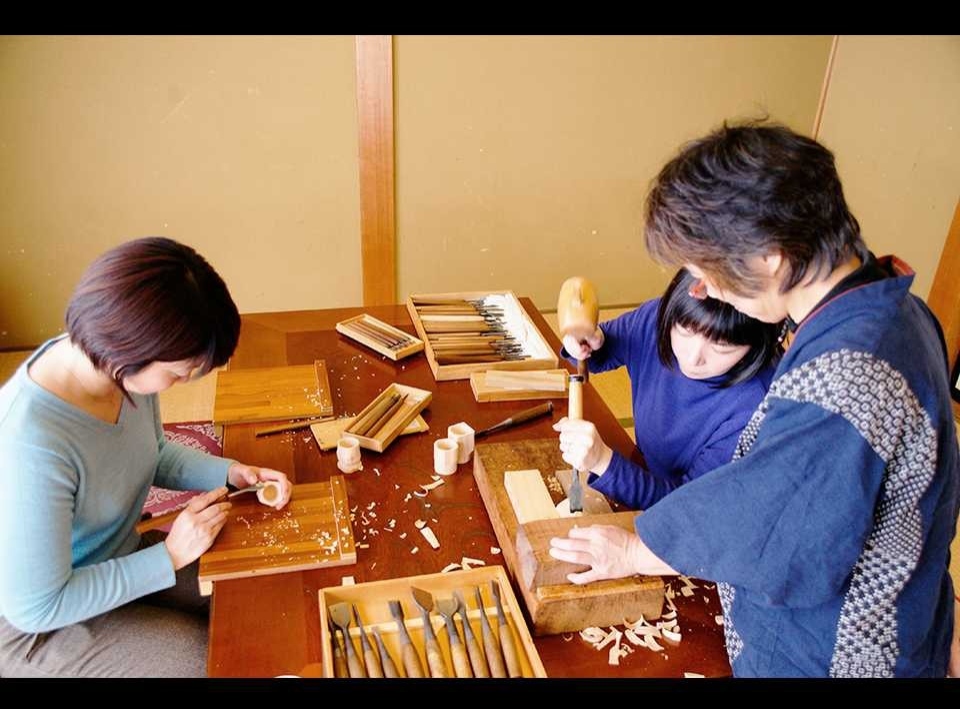 宮大工の鑿一丁から生まれた木彫刻美術館・井波|日本遺産 宮大工の鑿一丁から生まれた木彫刻美術館・井波|日本遺産