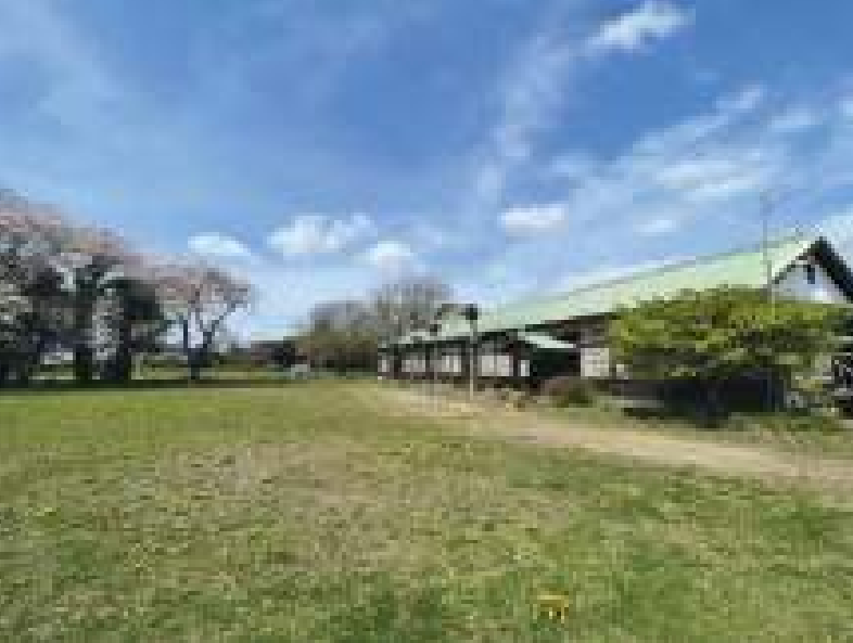 旧岡田小学校女化分校校舎