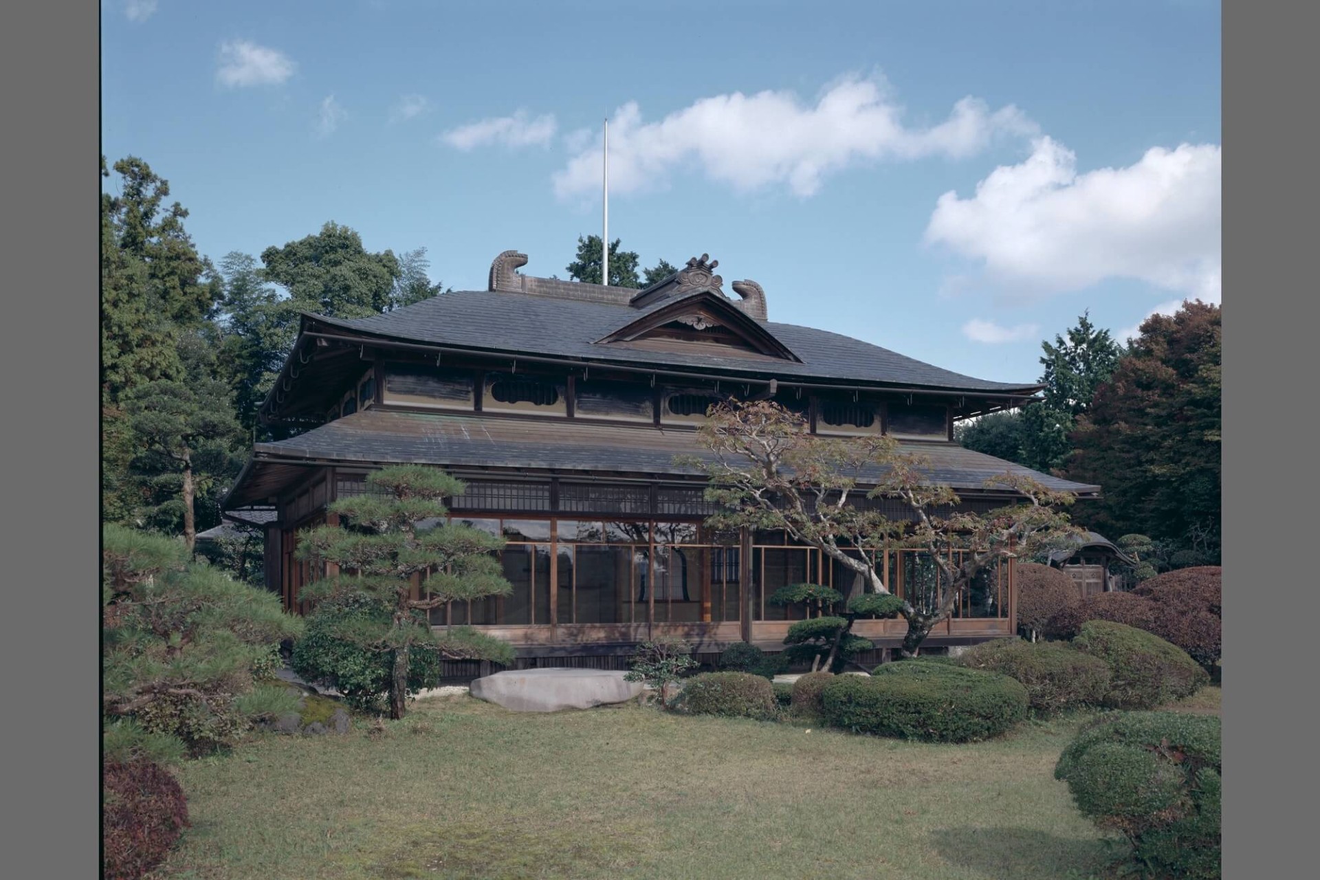 吉村家別荘（桜山荘）