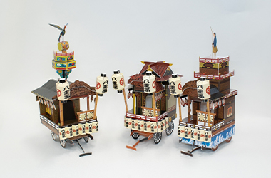 画像：立版古 八王子の山車