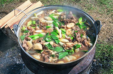 画像：画像:【山形】山形芋煮